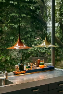 GUBI Semi pendant, 30 cm, roasted pumpkin, glossy