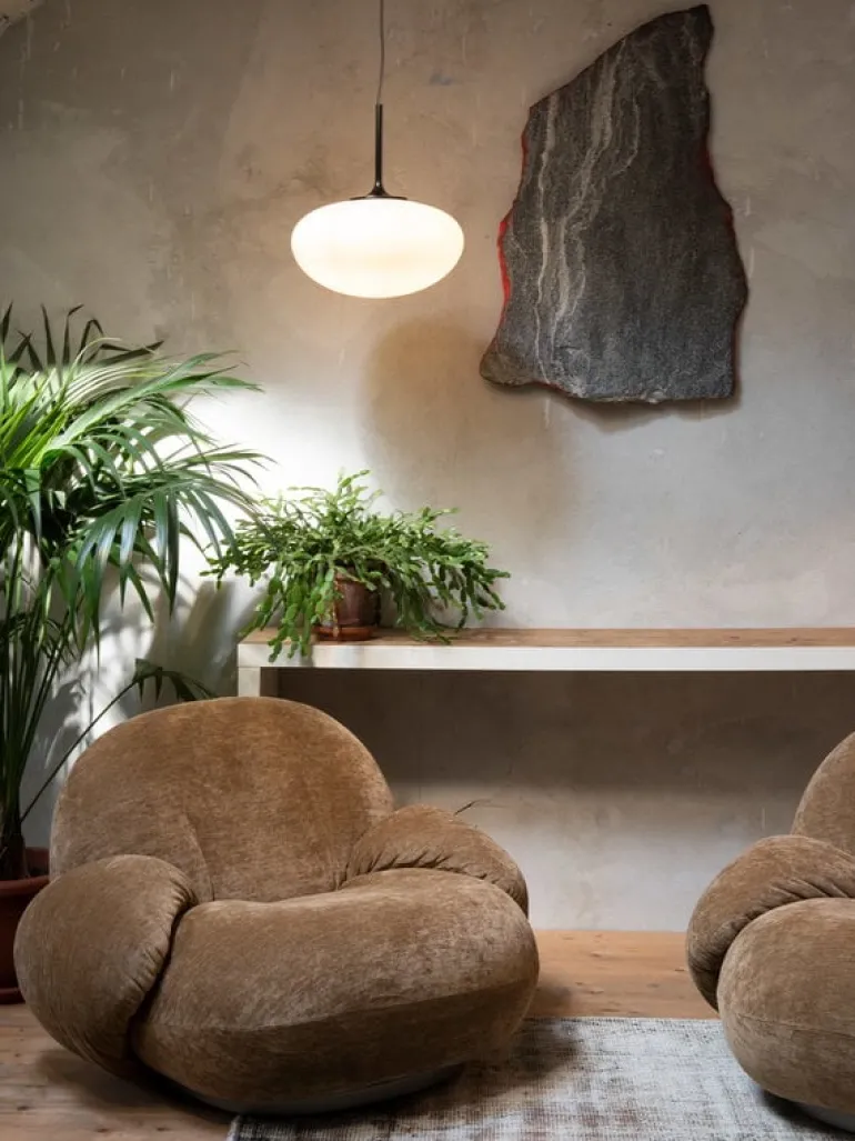 GUBI Stemlite pendant, 38 cm, black chrome