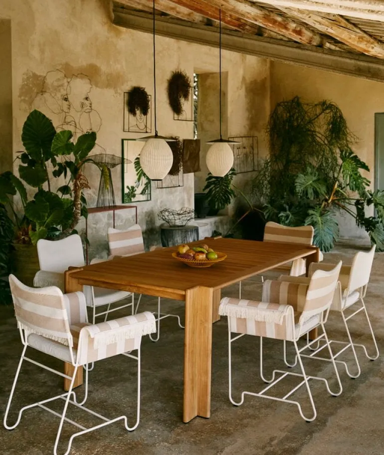 GUBI Tropique chair, classic white - Leslie Stripe 40