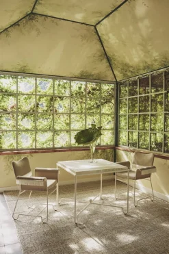 GUBI Tropique dining table, white