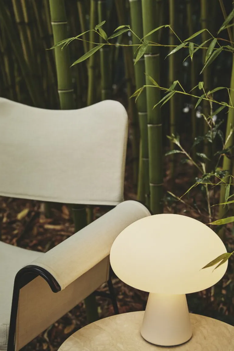 GUBI TS Outdoor side table, 40 cm, black - white travertine