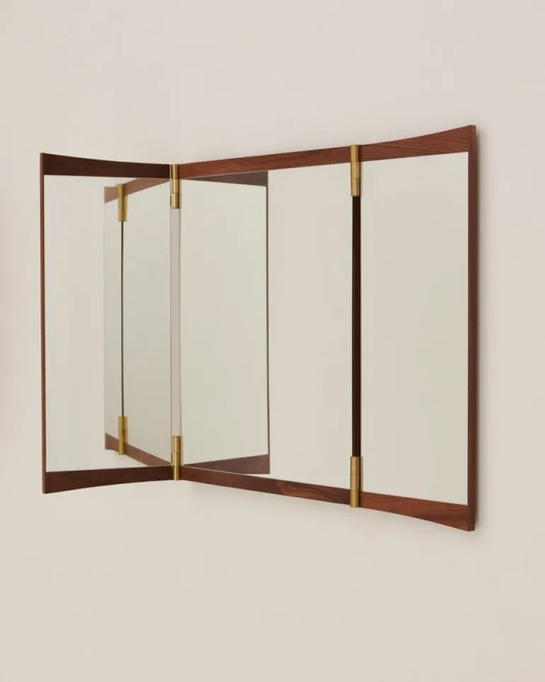 GUBI Vanity wall mirror, 3 panels, walnut - brass