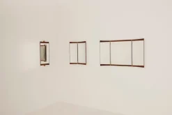 GUBI Vanity wall mirror, 3 panels, walnut - brass