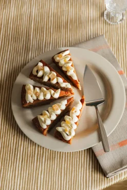 Hackman Carelia cake lifter