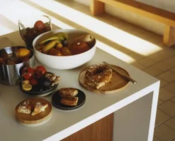 Hasami Porcelain Plate, 220 mm, black