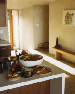 Hasami Porcelain Plate, 185 mm, black