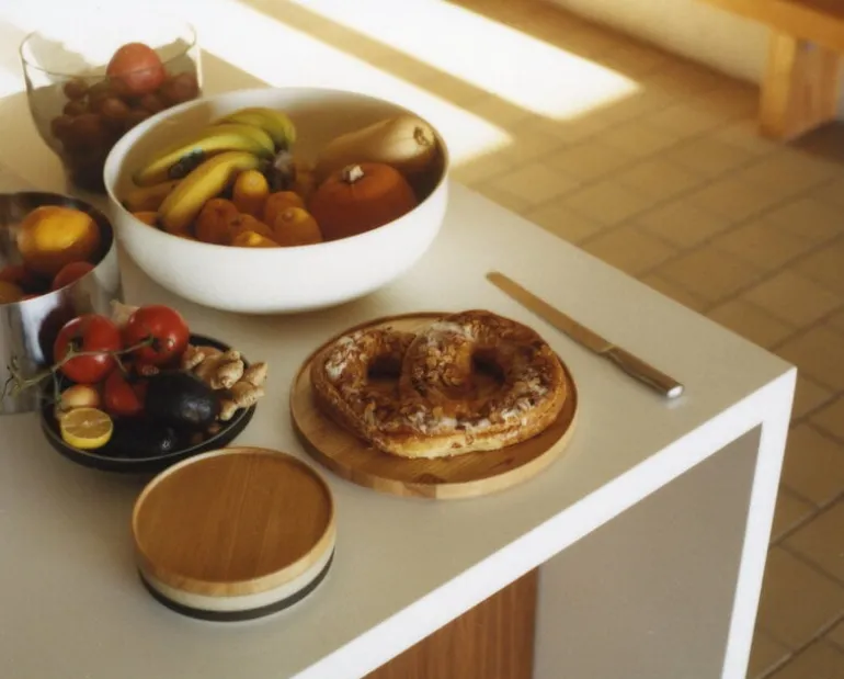 Hasami Porcelain Round bowl, 220 mm, black