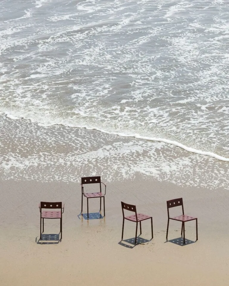 HAY Balcony armchair, iron red