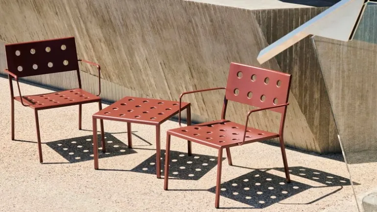 HAY Balcony low table, 50 x 51,5 cm, iron red