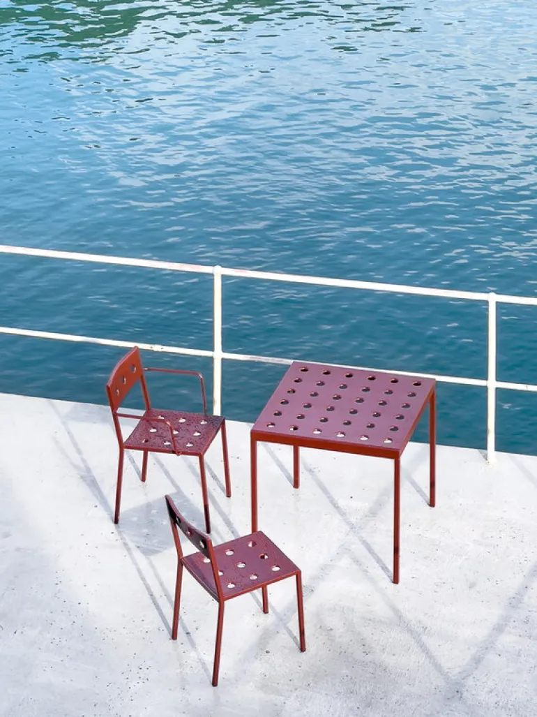 HAY Balcony low table, 50 x 51,5 cm, iron red