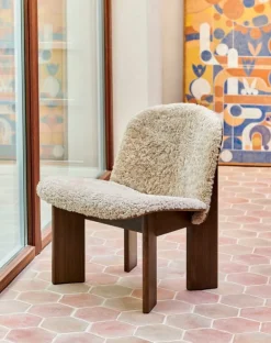 HAY Chisel lounge chair, Mohawi 21 sheepskin - lacquered walnut