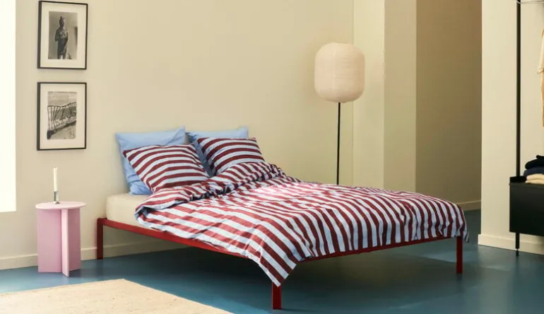 HAY Connect bed, maroon red