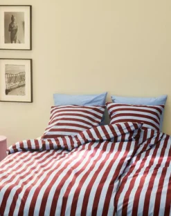 HAY Connect bed, maroon red