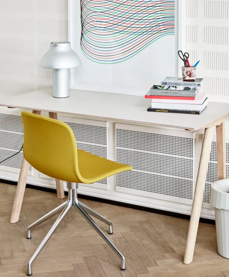 HAY CPH90 2.0 desk, 130 x 65 cm, lacquered oak - off-white linoleum