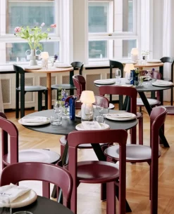 HAY CPH20 2.0 table, 120 cm, black oak - black linoleum