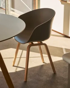 HAY CPH25 2.0 table, 140 cm, lacquered oak - off-white linoleum