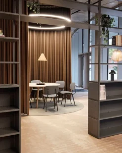 HAY CPH25 2.0 table, 140 cm, lacquered oak - off-white linoleum