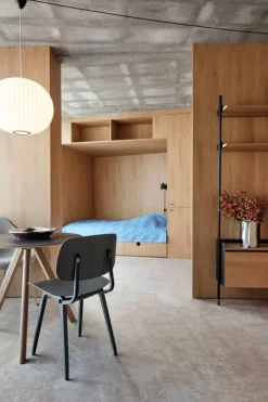 HAY CPH20 2.0 table, 90 cm, lacquered oak - black linoleum