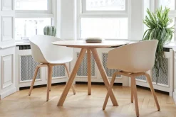 HAY CPH20 2.0 table, 90 cm, lacquered oak - off-white linoleum