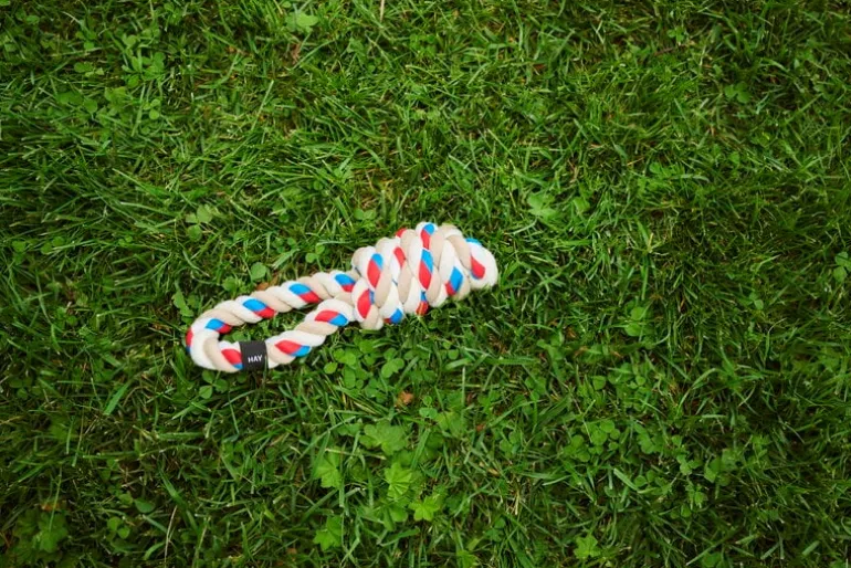 HAY HAY Dogs rope toy, red - turquoise - off-white