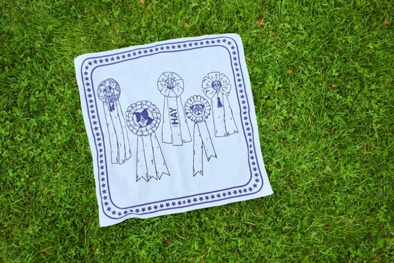 HAY HAY Dogs scarf, 55 x 55 cm, light blue