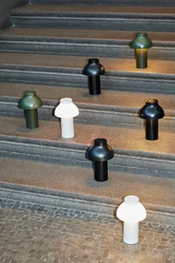 HAY PC Portable table lamp, soft black