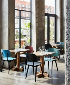 HAY Revolt chair, black - azure blue 3.0