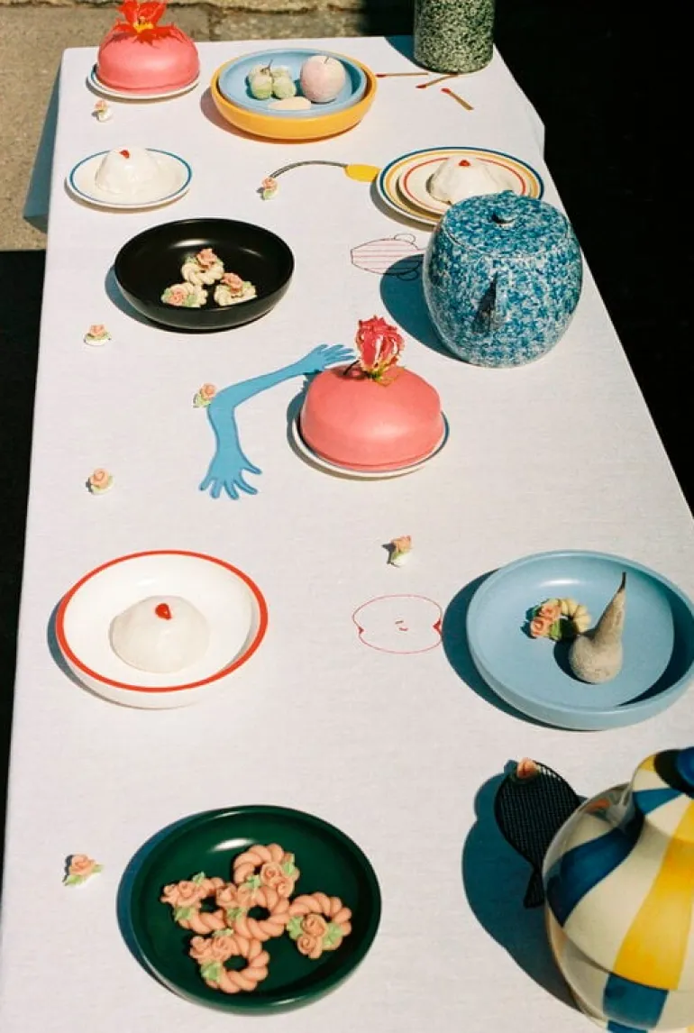 HAY Sobremesa bean pot, blue