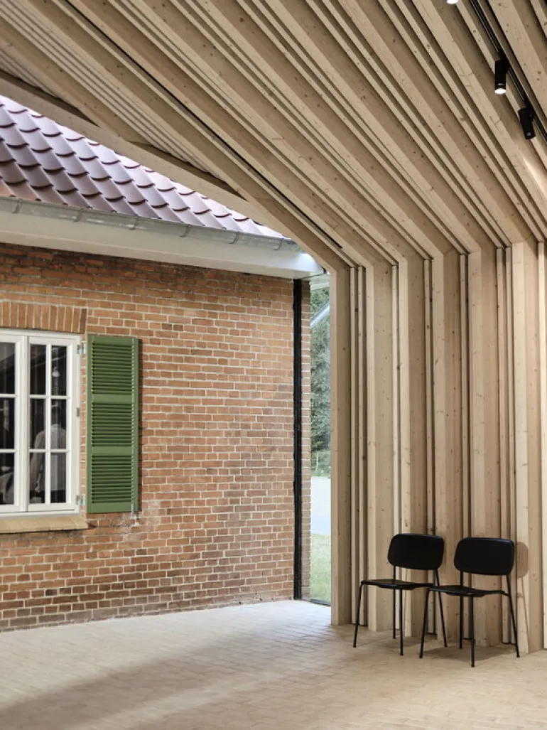 HAY Soft Edge 40 chair, black