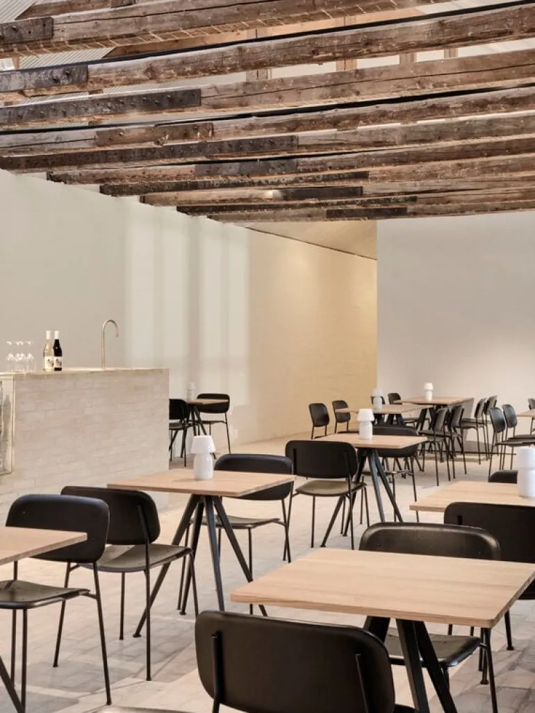 HAY Soft Edge 40 chair, black