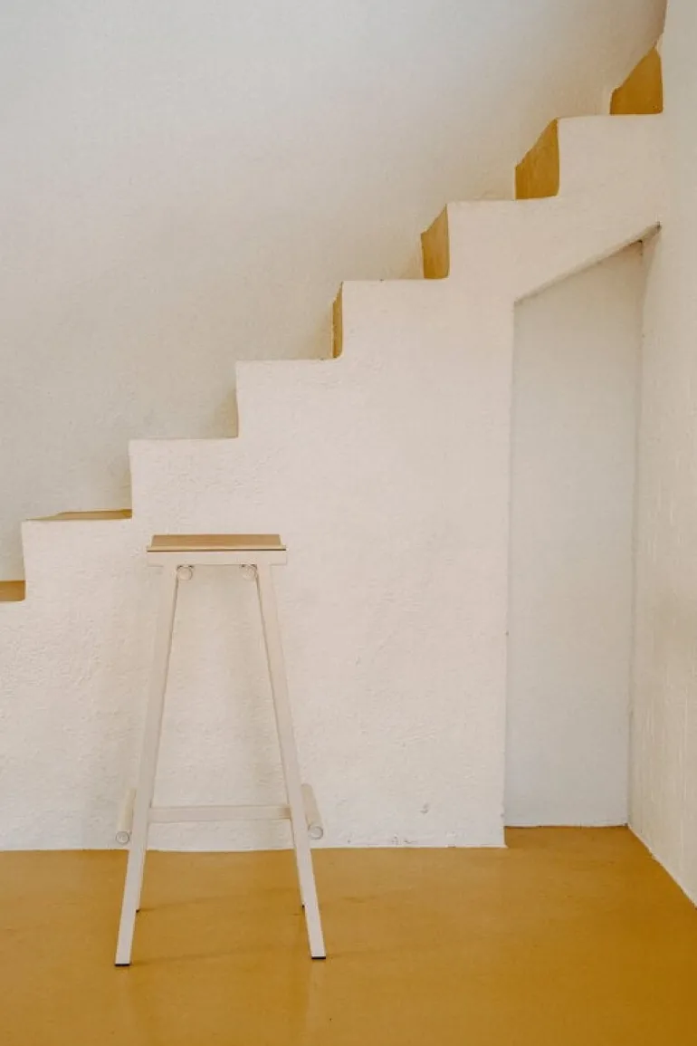 HAY Taburete 8 bar stool, high, 75 cm, eggshell - lacquered oak