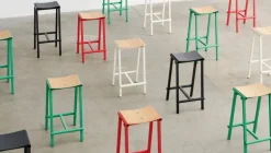 HAY Taburete 8 bar stool, low, 65 cm, eggshell - lacquered oak