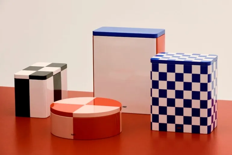 HAY Tin container, round, red - soft pink