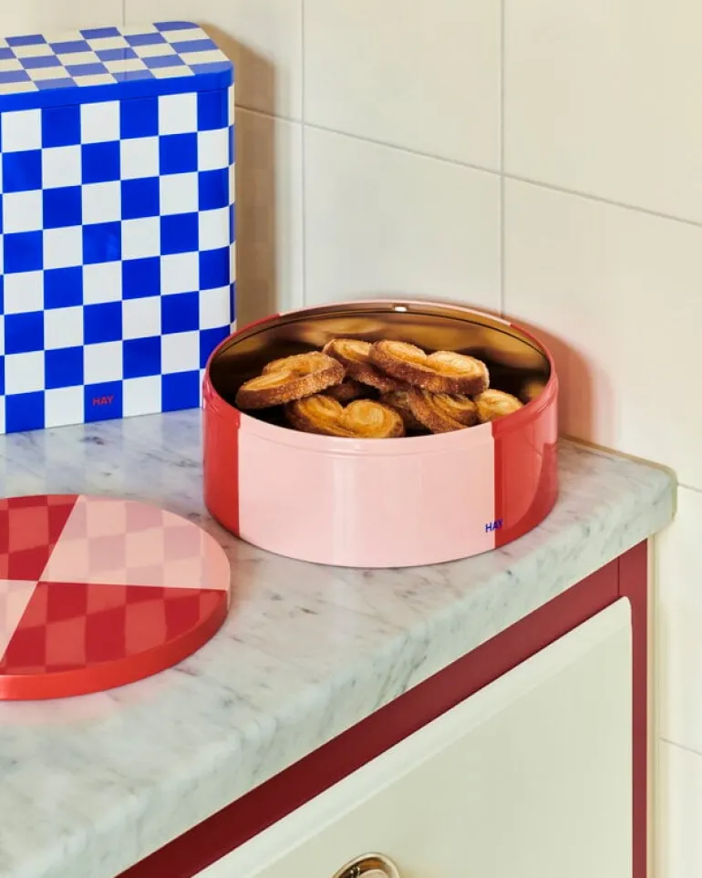 HAY Tin container, round, red - soft pink