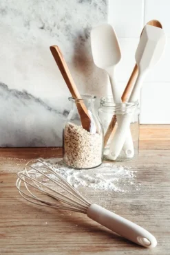 Heirol Royal Pearl ball whisk, 28 cm, silicone