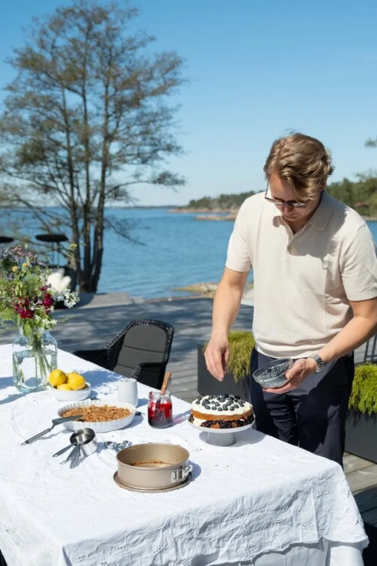 Heirol Twist pie dish, 29 cm, stone