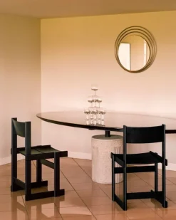 Hem Bullnose chair, black