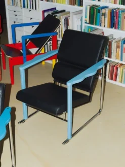 Hem Experiment lounge chair 502, blue - black leather