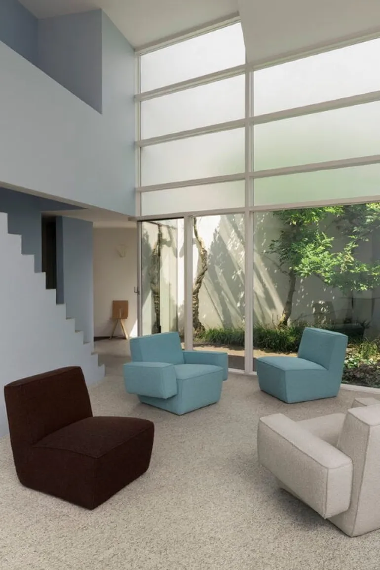 Hem Hunk lounge chair with armrests, Tiree Swan