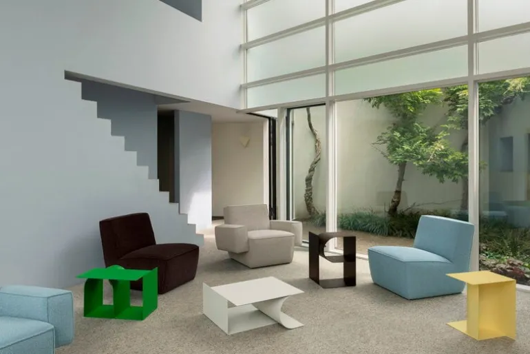 Hem Hunk lounge chair with armrests, Tiree Swan