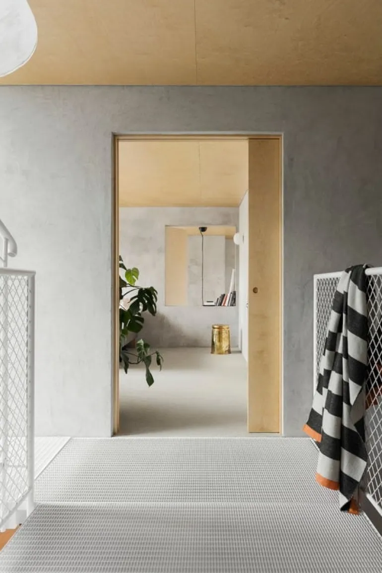 Hem Last stool, polished brass