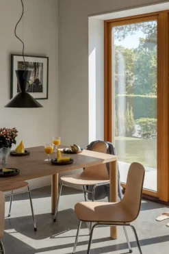 Hem Log table, 180 x 90 cm, oak