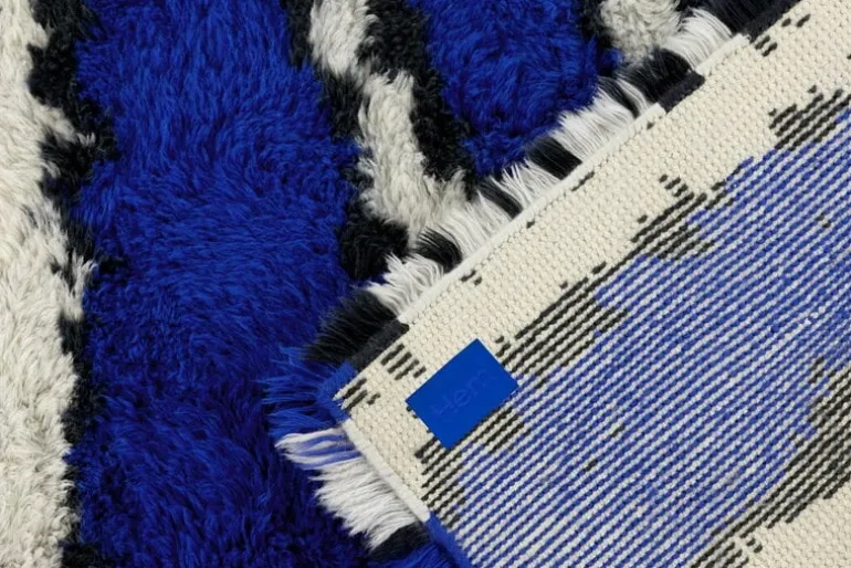 Hem Monster rug, 250 x 350 cm, ultramarine blue - off white