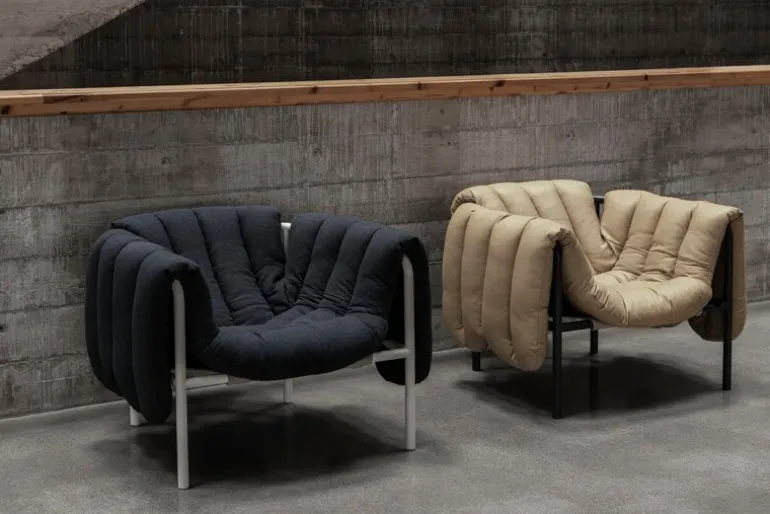 Hem Puffy lounge chair, sand leather - black grey steel