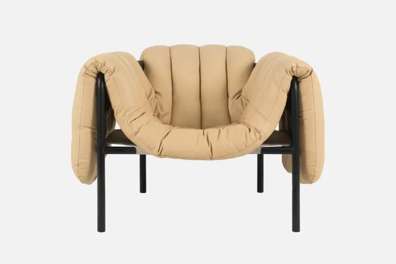 Hem Puffy lounge chair, sand leather - black grey steel