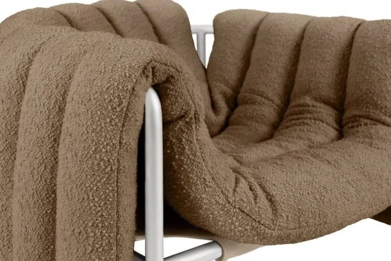 Hem Puffy lounge chair, sawdust boucle - stainless steel