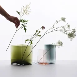 Iittala Ruutu vase, 115 x 140 mm, cranberry