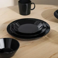 Iittala Teema plate 21 cm, black