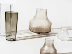 Iittala Ultima Thule glass vase, 82 x 97 mm, linen