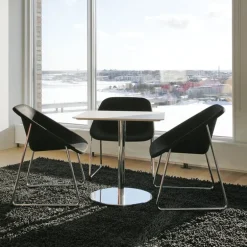 Inno Kola Light chair, black